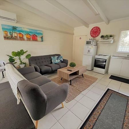 Three Palms Apartments Unit 2 إسبيرانس المظهر الخارجي الصورة