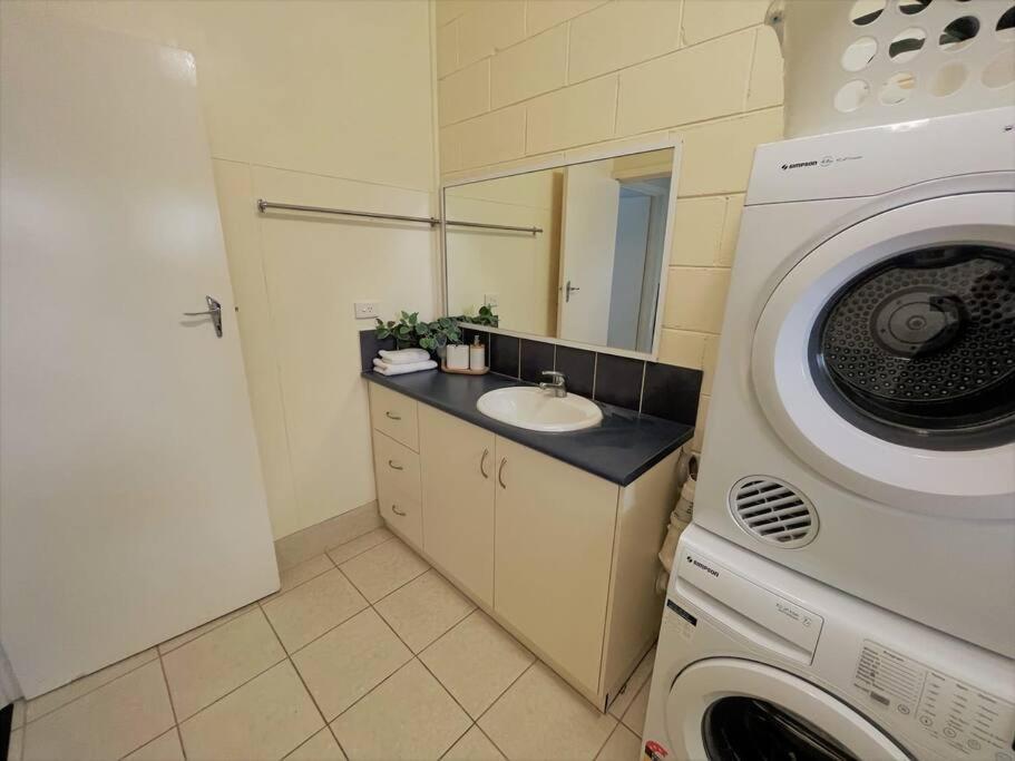 Three Palms Apartments Unit 2 إسبيرانس المظهر الخارجي الصورة