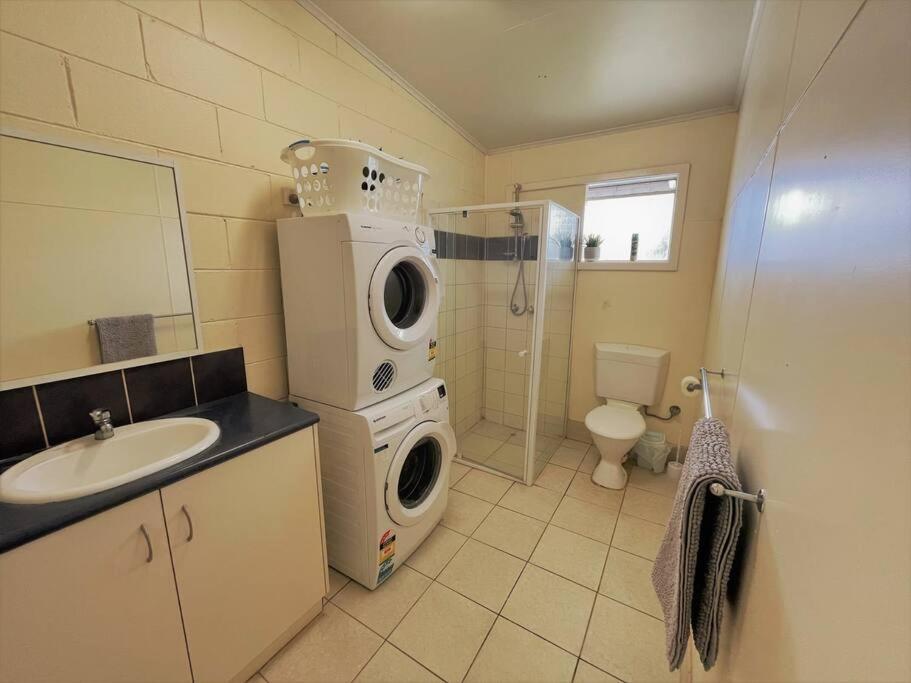 Three Palms Apartments Unit 2 إسبيرانس المظهر الخارجي الصورة